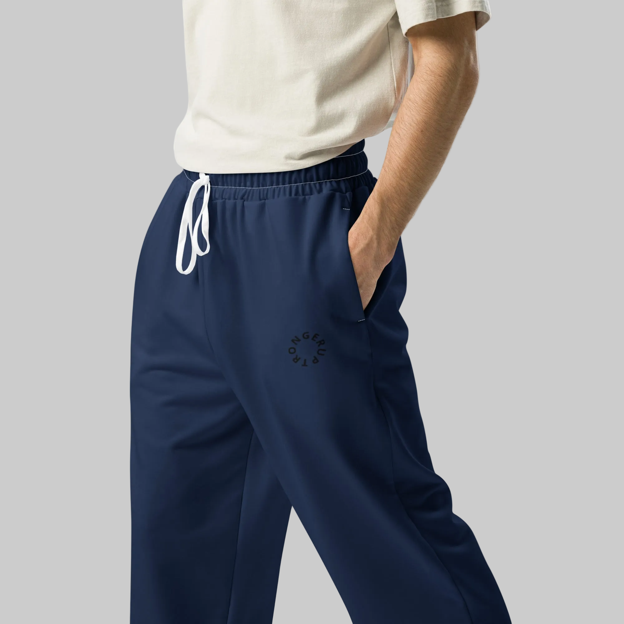 Wide-leg joggers